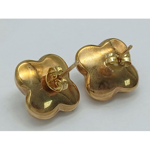 492 - A Pair of 9K Yellow Gold Large Floral Knot Stud Earrings. 2g total weight. JM04.