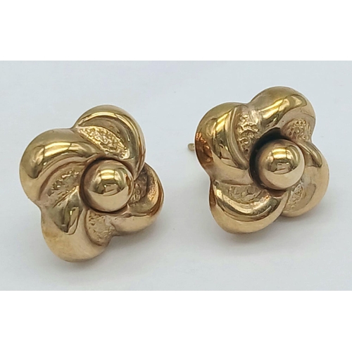 492 - A Pair of 9K Yellow Gold Large Floral Knot Stud Earrings. 2g total weight. JM04.