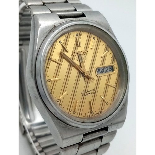 558 - A Vintage Seiko 21 Jewels Automatic Gents Watch. Stainless steel bracelet and case - 36mm. Gilded di... 