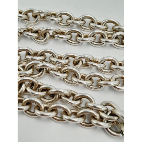 729 - A Silver T-bar Chain. 34.5g total weight.  40cm length. TC06