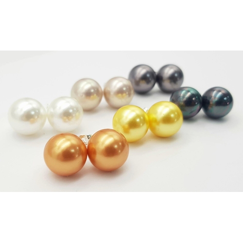 961 - Six Wonderful, Colourful Pairs of South Sea Pearl Shell Bead Earrings. All set in 925 silver.