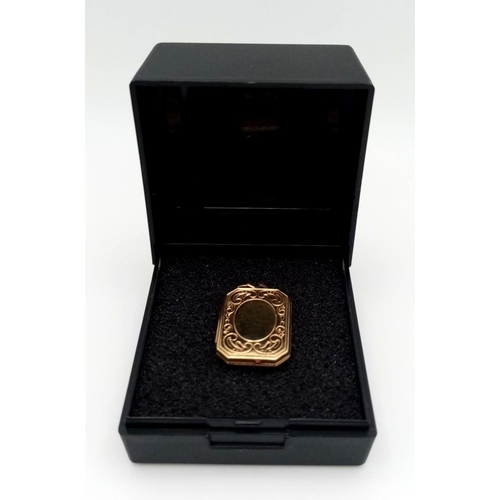 532 - Beautiful vintage 9 carat GOLD LOCKET. Rectangular shape with Scroll decoration border and central C... 