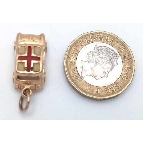 684 - A 9K YELLOW GOLD MINI COOPER CAR CHARM WITH ENAMELLED ST GEORGE FLAG ROOF. 4.7G IN WEIGHT. 1.8CM IN ... 