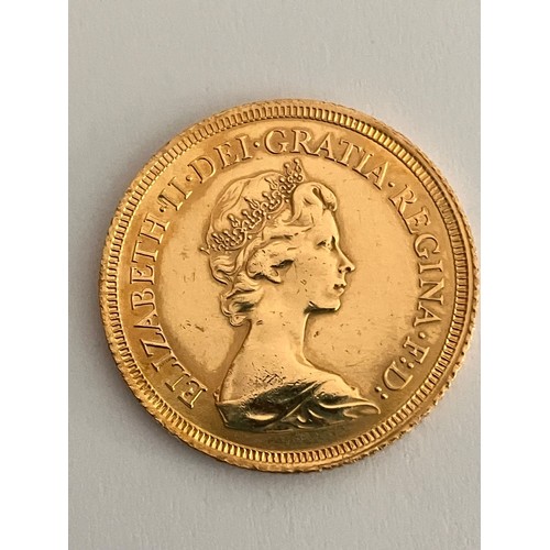 84 - 1974 GOLD SOVEREIGN. London mint. Extra fine condition. Please see pictures.