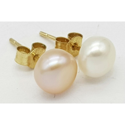 741 - A 9K YELLOW GOLD PEARL STUD EARRINGS. 0.75G IN WEIGHT. Ref: SC 5070