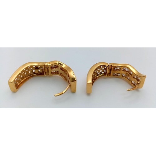 603 - A Pair of 18K Yellow Gold, 2.4ctw Diamond, Oval Earrings. Pierced decoration with each earring havin... 