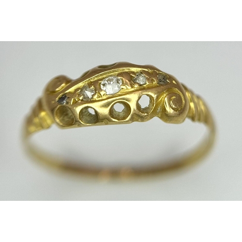 911 - A vintage 18 K yellow gold ring with a band of five old cut, graduating diamonds. Size: O, weight: 1... 