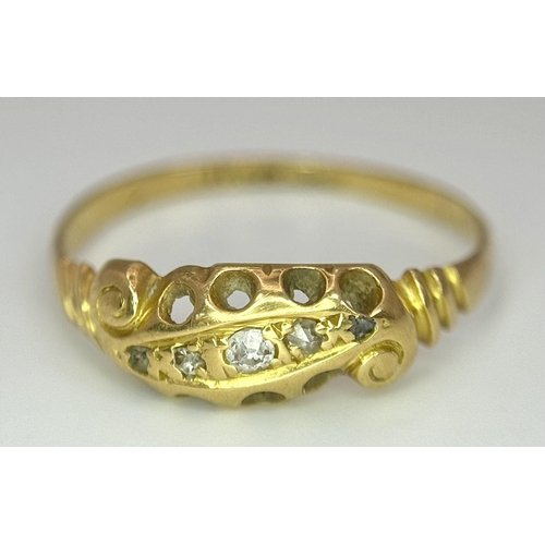 911 - A vintage 18 K yellow gold ring with a band of five old cut, graduating diamonds. Size: O, weight: 1... 