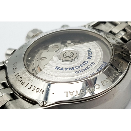 765 - A Raymond Weil Automatic Chronograph Gents Watch. Stainless steel bracelet and case - 42mm. Black di... 