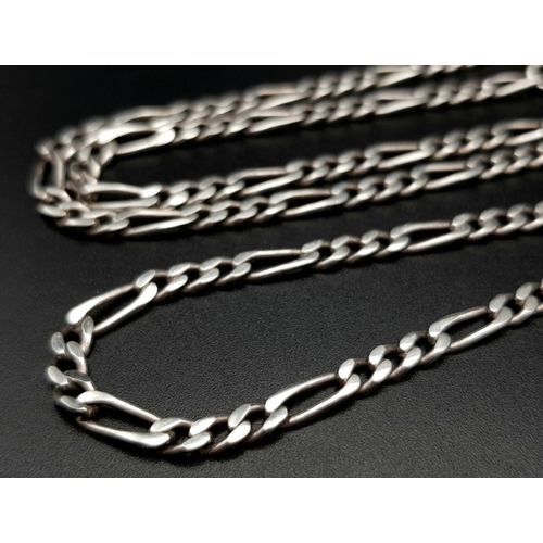 646 - A very elegant Solid Silver 925 figaro chain necklace, 21 grams, 63cm. Excellent condition.