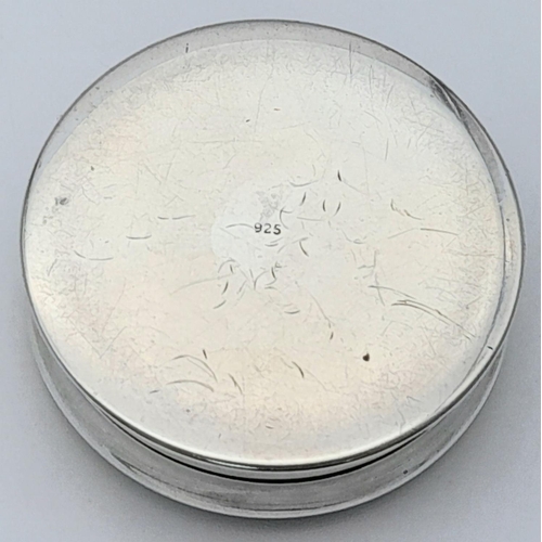 1549 - A 925 Silver Trinket Box. Gilded interior. 4.6cm diameter, 37g weight.