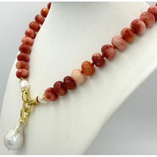 452 - A Very Cute Pink Jade Rondelle Necklace with a Hanging Baroque Keshi Pearl Pendant. Rondelles - 6 x ... 