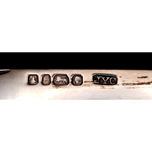 459 - An Excellent Antique Silver Bladed Fruit Knife. Mother of pearl handle with empty cartouche. Hallmar... 