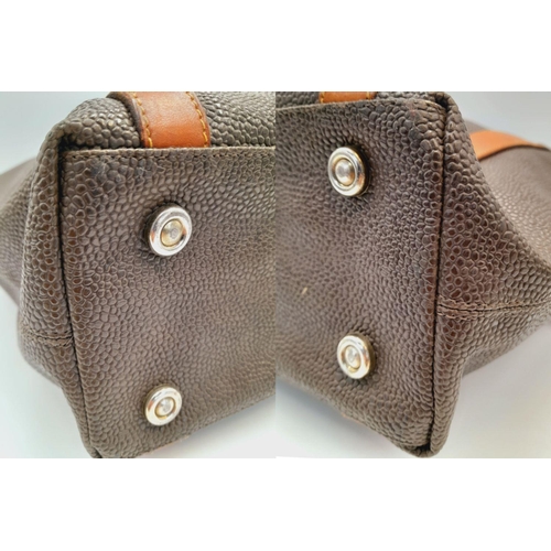 477 - A Vintage Mulberry Brown Leather Small Tote Bag. Brown textured leather exterior with tan leather tr... 