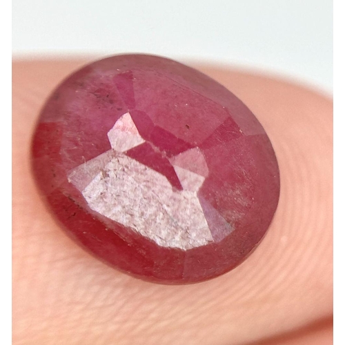 1475 - A 3.84ct Faceted Ruby. Oval Shape. IGL&I Certified. Ref: VU72