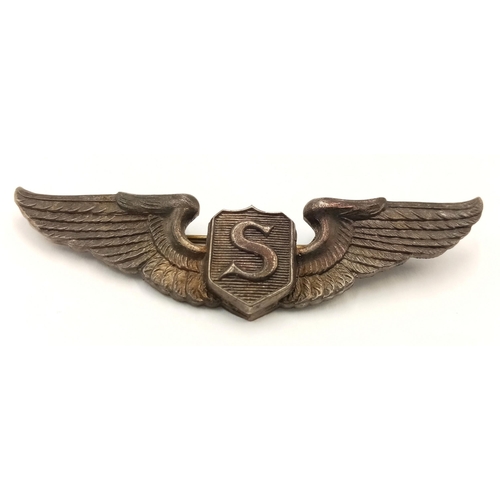 251 - WW2 US Service Pilots Wings. Un-marked.