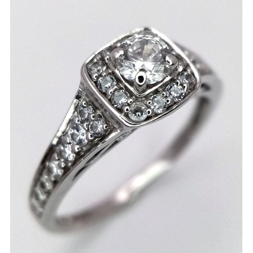 75 - A 18K WHITE GOLD DIAMOND RING. 0.30CT. 2.88G IN WEIGHT. SIZE K. 
Ref: 8265.