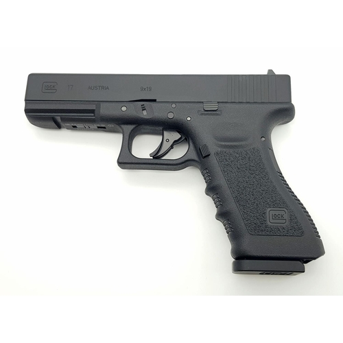 367 - An Excellent Condition Glock 17 Austrian Made CO2 .177 Air Pistol. Blow Back Action. 3 Pellet Holder... 