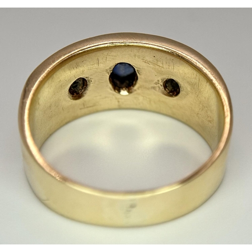 467 - A 9K YELLOW GOLD DIAMOND & SAPPHIRE RING 5.9G TOTAL WEIGHT, SIZE P.

ref: SC 6031