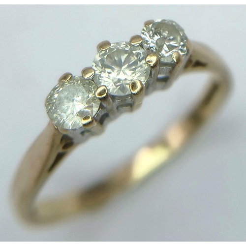 474 - A 9K YELLOW GOLD DIAMOND TRILOGY RING 0.50CT 2G TOTAL WEIGHT, SIZE O 1/2.

ref: SC 6034