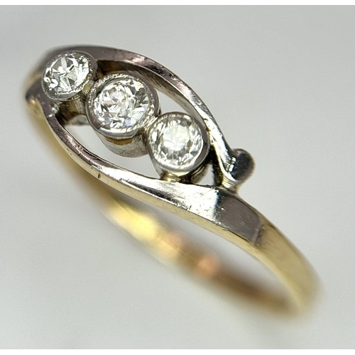 488 - AN 18K YELLOW GOLD & PLATINUM THREE STONE OLD CUT DIAMOND RING 2.2G TOTAL WEIGHT, SIZE N.

ref: SC 6... 