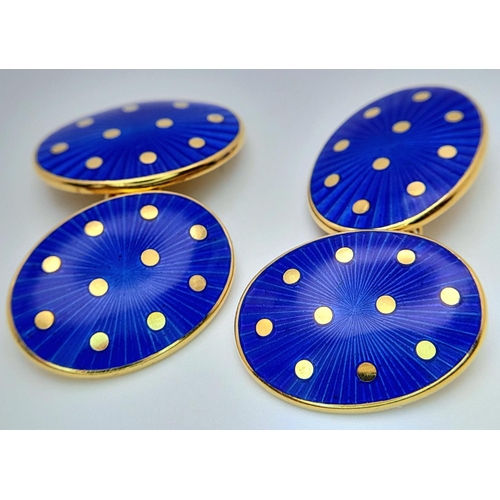 61 - A PAIR OF 9K YELLOW GOLD ENAMELLED CUFFLINKS BY LONGMIRE. 13.8G IN WEIGHT.
Ref: PWN 7580 - 1.