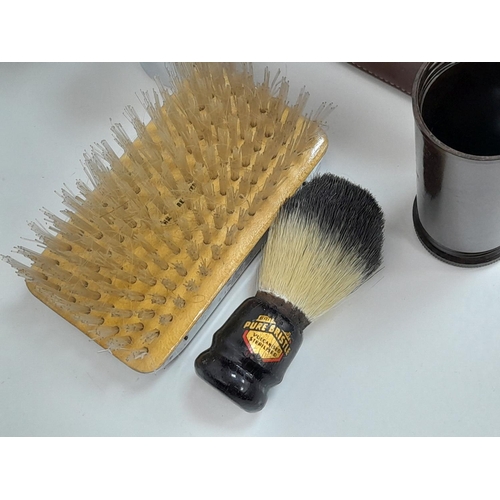 187 - WW2 Escape and Evasion Shaving Set. In the original box it was sent to the Prisoner of War Camp. The... 