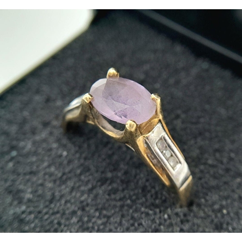 132 - Beautiful 9 carat GOLD RING, having Rose de France AMETHYST SOLITAIRE Oval cut, ,with DIAMOND SHOULD... 