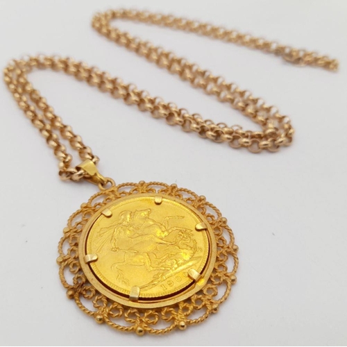 23 - A VICTORIAN FULL SOVEREIGN DATED 1900 SET IN 9K GOLD AND ON A 58cms 9K GOLD BELCHER CHAIN .   22 7gm... 