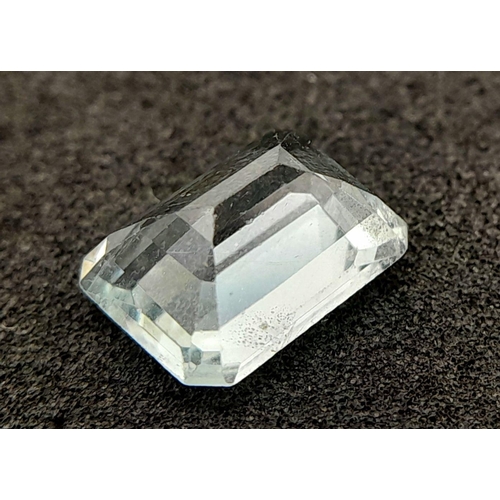 536 - A 1.75ct NATURAL AQUAMARINE IN EMERALD SHAPE, COMES WITH INDEPENDANT LABORATORY REPORT.