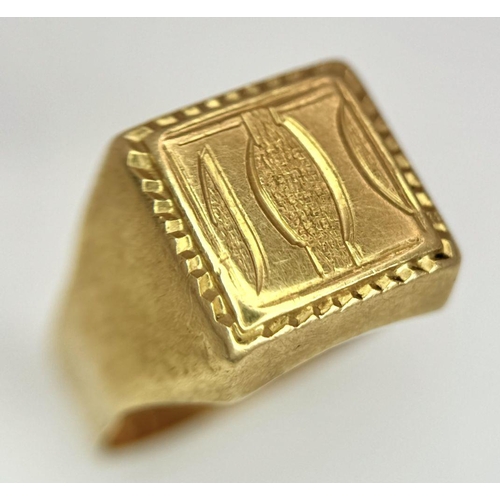 255 - An 18K Yellow Gold Signet Ring. Size I. 4.4g weight.