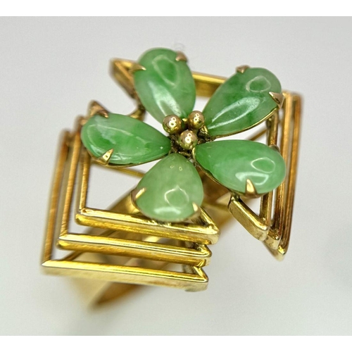 532 - Vintage 14  CARAT GOLD and JADE RING. Originally purchased in Hong Kong in 1980s . Absolute statemen... 