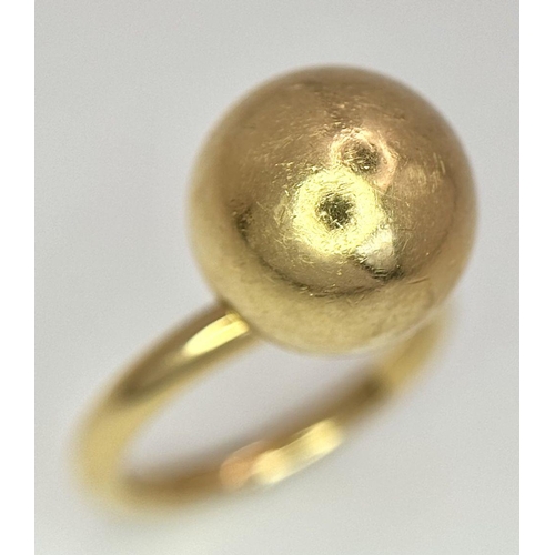 20 - 18K YELLOW GOLD TIFFANY & CO BALL RING. 7.3G IN WEIGHT. SIZE I AND 1/2. Ref: SC 9067.