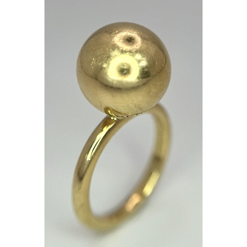 20 - 18K YELLOW GOLD TIFFANY & CO BALL RING. 7.3G IN WEIGHT. SIZE I AND 1/2. Ref: SC 9067.