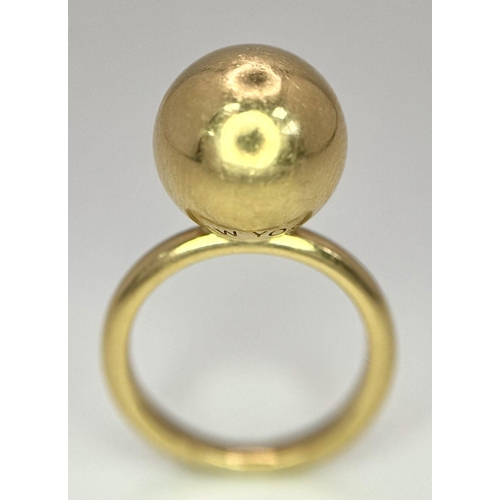 20 - 18K YELLOW GOLD TIFFANY & CO BALL RING. 7.3G IN WEIGHT. SIZE I AND 1/2. Ref: SC 9067.