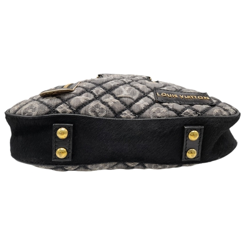 89 - A Louis Vuitton Black Musette Quilted Denim Handbag. Black quilted monogram denim and black leather,... 