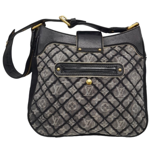 89 - A Louis Vuitton Black Musette Quilted Denim Handbag. Black quilted monogram denim and black leather,... 