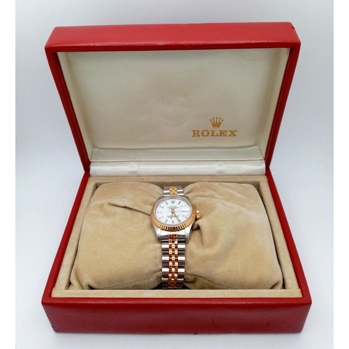 16 - A Rolex Oyster Perpetual Datejust Ladies Watch. Model 69173. Bi-metal (gold and stainless steel) bra... 