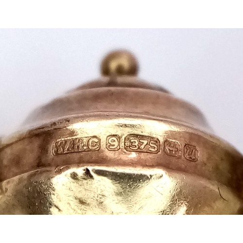 217 - Vintage 9 carat GOLD CHARM in the form of  a Teapot. Full UK hallmark. 0.97 grams.