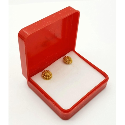 28 - Magnificent pair of 22 carat GOLD EARRINGS. Far Eastern origin ,complete with screw fitting GOLD BAC... 