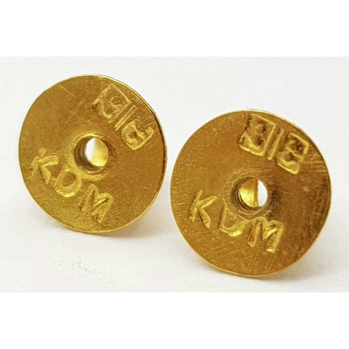 28 - Magnificent pair of 22 carat GOLD EARRINGS. Far Eastern origin ,complete with screw fitting GOLD BAC... 