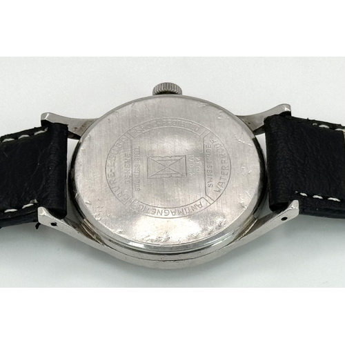 71 - A Vintage Favre Leuba Sea King Gents Watch. Black leather strap. Stainless steel case - 34mm. Manuel... 