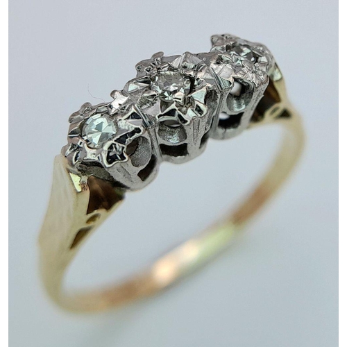 242 - AN 18K YELLOW GOLD DIAMOND RING 2.3G TOTAL WEIGHT, SIZE K.

ref: SC 1089