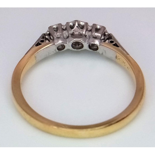 249 - AN 18K YELLOW GOLD & PLATINUM VINTAGE THREE STONE DIAMOND RING 2.6G TOTAL WEIGHT, SIZE K.

ref: SC 1... 