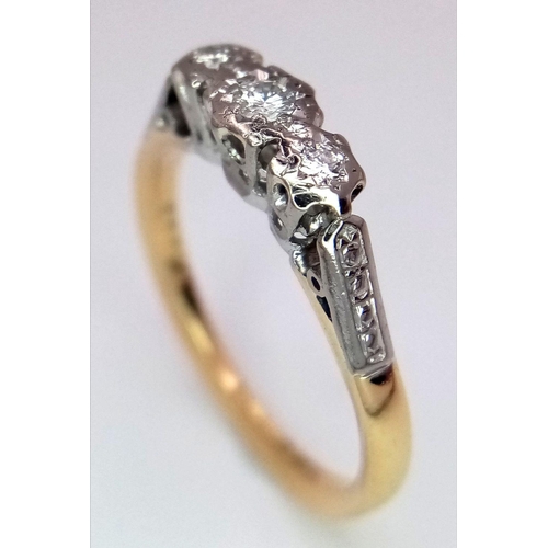 249 - AN 18K YELLOW GOLD & PLATINUM VINTAGE THREE STONE DIAMOND RING 2.6G TOTAL WEIGHT, SIZE K.

ref: SC 1... 