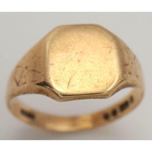 262 - A GENTS 9K GOLD SIGNET RING .   2.4gms    size S