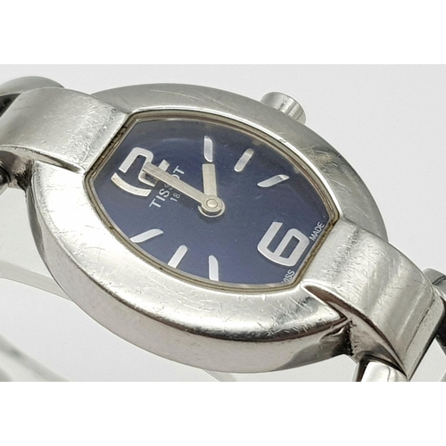 267 - A Vintage Tissot Ladies Quartz Watch. Stainless steel bracelet and case - 20mm. Blue dial. In workin... 