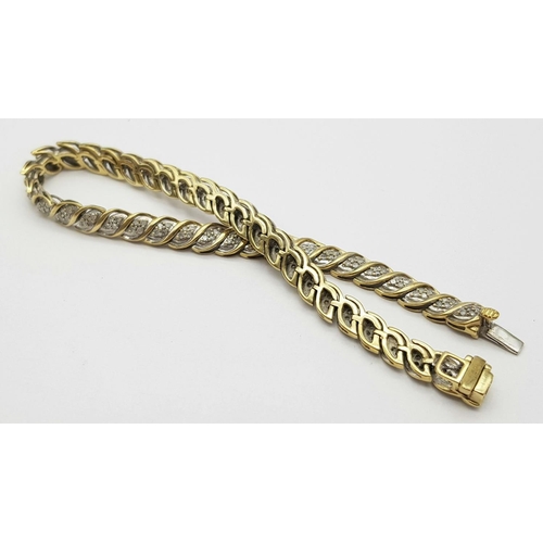 46 - A 9K YELLOW GOLD DIAMOND SET BRACELET 0.85CT, APPROX 12.5G TOTAL WEIGHT, 19CM LENGTH.

ref: SC 1116