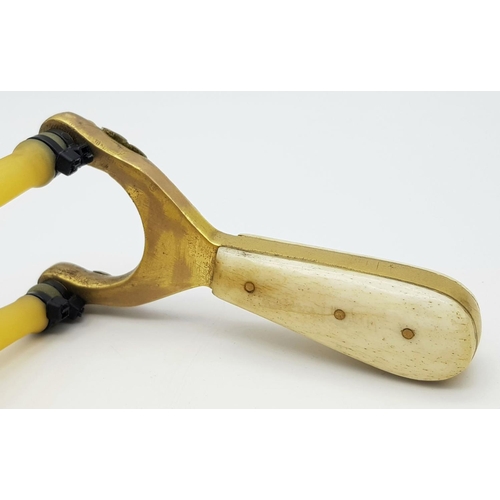 875 - Solid Brass Gypsy Catapult with Horn Grips.