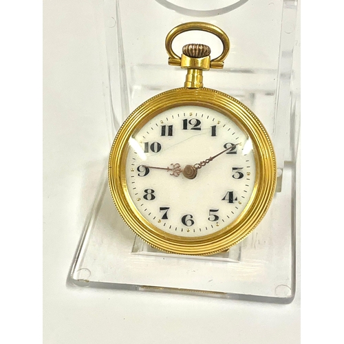 190 - A Vintage ladies fob watch, in working order.